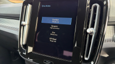 Volvo Xc40 2.0 B4P R DESIGN Pro 5dr AWD Auto Petrol Estate